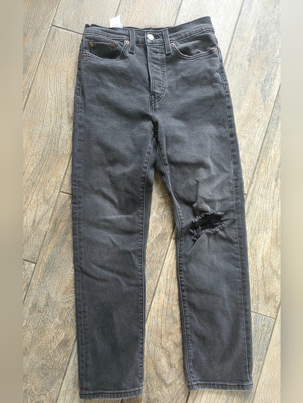 Levis Black Wedgie Straight Distressed Skinny Jeans Sz 27